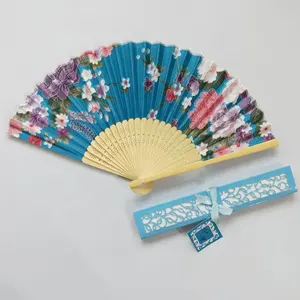 1 stk/doos! Japanse Bruiloft Zijde Bamboe Fan Stof Uitnodiging Fan