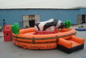 Disfraz de lucha española, Toro inflable gigante - Product Image 4
