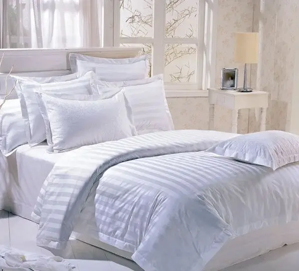 Custom embroidered stripe hotel bedding set,home textile luxury bedsheets cotton bedding set