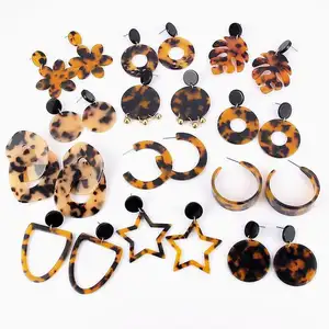 جديد وصول المرأة مجوهرات الأزياء براون السلحفاة شل زهرة ليف القرط خلات نجمة القرط - Product Image 1