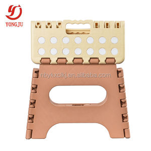 <span class=keywords><strong>Sgabello</strong></span> <span class=keywords><strong>Pieghevole</strong></span> in Plastica PP da 7 Pollici, <span class=keywords><strong>Piccolo</strong></span>, Impilabile, per Esterni - Product Image 3