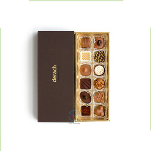 Boîtes à chocolat aux fraises faites à la main avec insert - Product Image 4