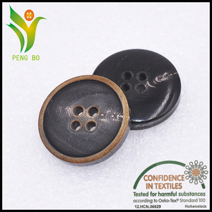 Carbonizado negro traje real botones de cuerno de búfalo - Product Image 1