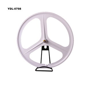Jante de vélo <span class=keywords><strong>BMX</strong></span> et Cruisers dédiée à <span class=keywords><strong>trois</strong></span> <span class=keywords><strong>roues</strong></span> en alliage de magnésium avec <span class=keywords><strong>trois</strong></span> couteaux et système de frein à disque - Product Image 1