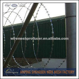 bobines de fil de fer barbelé clôture prix - Product Image 1