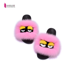 Popular nuevo diseño <span class=keywords><strong>Mujer</strong></span> Sandalias lindo monstruo zapatillas de piel de zorro - Product Image 2
