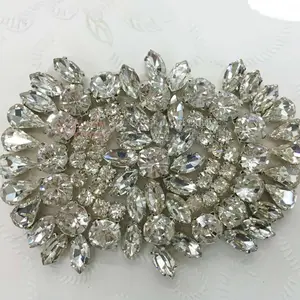 Factory wholesale pearl rhinestone embellishments for headbands