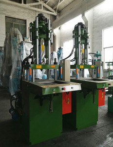 Machine d'injection plastique verticale Caisse d'injection plastique <span class=keywords><strong>Prix</strong></span> - Product Image 4