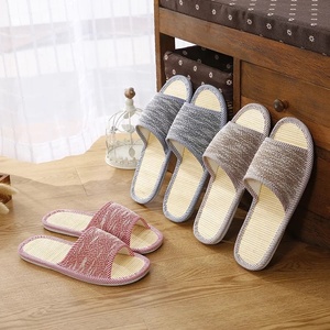 รองเท้าแตะแบบเปิดนิ้วเท้าสำหรับใส่ในบ้าน ทำจากไม้ไผ่ สำหรับฤดูร้อน - Product Image 3