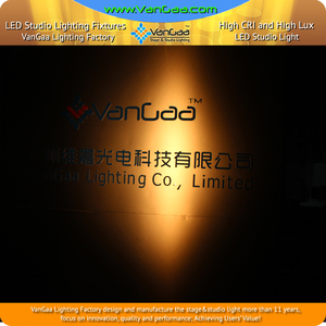 VanGaa 200 Wát Dimmable Cơ Giới Zoom Bi-màu COB 200 Chiếu Sáng Sân Khấu <span class=keywords><strong>LED</strong></span> Studio Fresnel Spotlight - Product Image 5