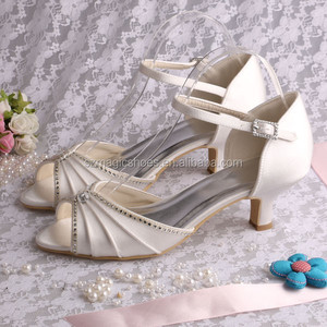 23 colori di Strass <span class=keywords><strong>Tacco</strong></span> <span class=keywords><strong>Basso</strong></span> Da Sposa Scarpe Da Sposa <span class=keywords><strong>Sandali</strong></span> - Product Image 5