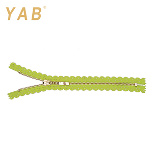 Factory Custom 3# 4# 5# 8# 10# Brass Separating <strong>Green</strong> Lace Metal <strong>Zipper</strong> for Hoodies/Jeans/Jackets/Handbag Garment <strong>Zipper</strong>