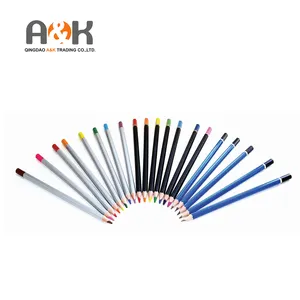 A & K crayons de Bois formant la machine