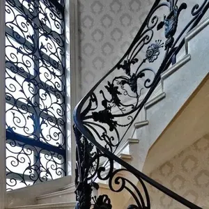 China designs modern interior wrought iron stair railing panels for villa