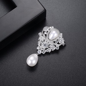 LUOTEEMI-broches con forma de flor de cristal, Circonia cúbica, zirconia, circonita, zirconita, diseño elegante, con perlas dobles, para mujeres - Product Image 5