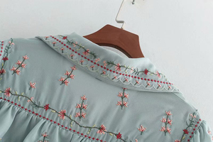 Chemisier brodé à manches longues pour femmes, vêtement féminin, style Vintage, nouvelle collection automne - Product Image 3