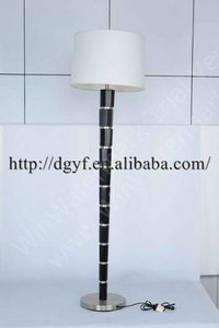 Chinese Wholesale Contemporary White Fabric Shade Metal Frame <strong>Tripod</strong> <strong>Floor</strong> <strong>Lamp</strong> for Home Hotel Decoration - Product Image 4