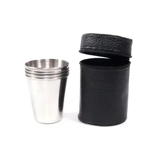 Siyah deri ile özel Logo taşınabilir seyahat içecek bardakları, ucuz paslanmaz çelik Mini şarap Shot bardak seti