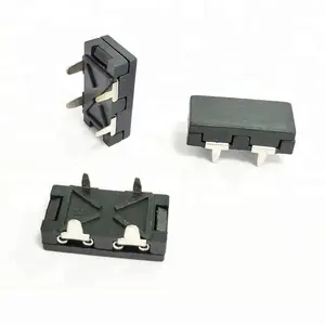 PCB mount horizontal fuse clip