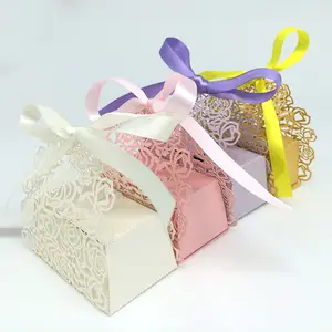Benedizione matrimonio forma di fiore caramelle taglio Laser scatola di carta regali di nozze