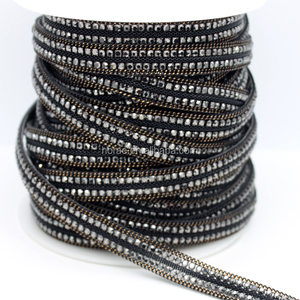 Precio de fábrica latón cadena de <span class=keywords><strong>metal</strong></span> y cadena de la taza del rhinestone recorte rhinestone bandas de malla al por mayor - Product Image 5