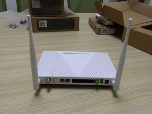 Ventas calientes 4RJ45 + 2 VoIP + WiFi + CATV GPON ont con CATV similar como ZTE F668 Huawei HG8247H - Product Image 2