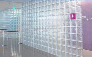 Mattoni in Vetro Colorato 190x190x80mm con Dimensioni Standard per Pareti Architettoniche e Decorative - Product Image 3