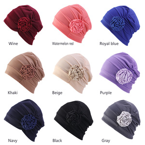 <span class=keywords><strong>Bonnet</strong></span> en vrac nouvelle mode fleur chaude enveloppement de tête <span class=keywords><strong>pas</strong></span> <span class=keywords><strong>cher</strong></span> <span class=keywords><strong>Bonnet</strong></span> <span class=keywords><strong>Hijab</strong></span> Beanie chimio casquette chapeau femmes 3D fleur Turban chapeau pour femmes TJM-241H - Product Image 6