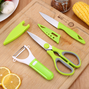 Set di 3 Forbici da Cucina in Acciaio Inox per Grattugiare e Pelare <span class=keywords><strong>Frutta</strong></span> e Verdura con Fodero Protettivo - Product Image 3