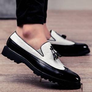 Pria Sepatu Kasual Bernapas Kulit Sepatu Kantor Sepatu untuk Pria Mengemudi Sepatu Nyaman SLIP ON Fashion Rumbai Sepatu