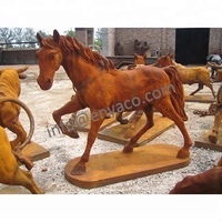 Décoration extérieure en métal Ornements de jardin et de pelouse Sculpture d'animal en fonte rustique grandeur nature Grande sculpture de cheval