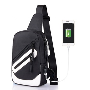 <span class=keywords><strong>La</strong></span> Plazeite motif personnalisé logo personnalisé usb mode coréenne mini poitrine crossbody sport homme sac à bandoulière - Product Image 5