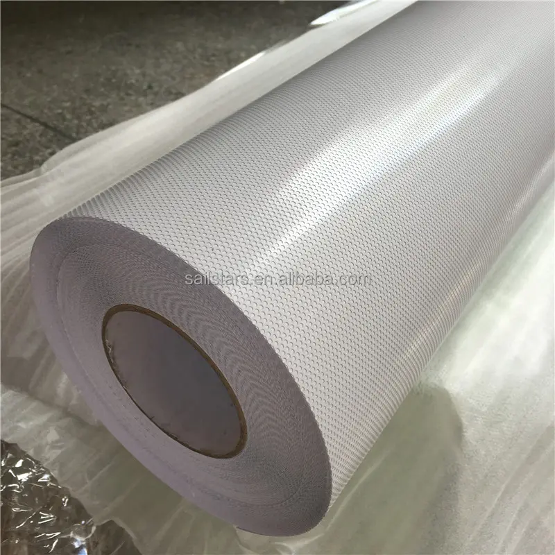 Белый перфорированный винил с односторонней видимостью для стеклянного окна