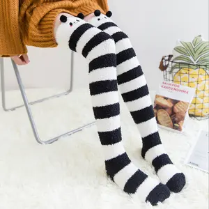 Nette Winter Socken Kneehigh Socken Mädchen Fuzzy Tiere Streifen Socken Für Frauen Lange Großhandel