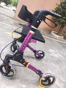 Hoge sterkte aluminium opvouwbare walker trolley voor oude en gehandicapten - Product Image 4
