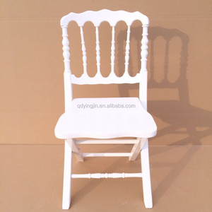 <span class=keywords><strong>Chaise</strong></span> <span class=keywords><strong>Napoléon</strong></span> <span class=keywords><strong>pliante</strong></span> en bois blanc à vendre, location pour événements et banquets - Product Image 1