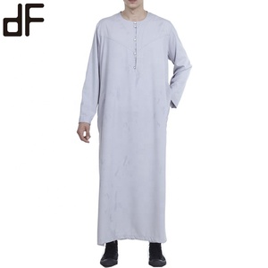 Groothandel Nieuwe Mode <span class=keywords><strong>Kuwait</strong></span> Stijl Heren Lange Thobe Jubah Islamitische Kleding In Polyester Effen Traditionele Moslim Accessoire - Product Image 3