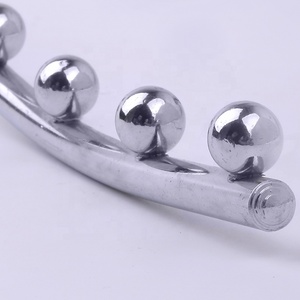 Bán buôn trung quốc slatwall hạt móng tay hiển thị móc móc quần áo cửa hàng mall hiển thị quần áo giá móc với các hạt kim loại - Product Image 5