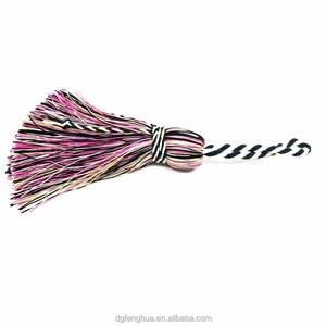 도매 혼합 색상 술 교수형 열쇠 고리 혼합 색상 고급 제품을 공급하는 가방 매력 술 - Product Image 5