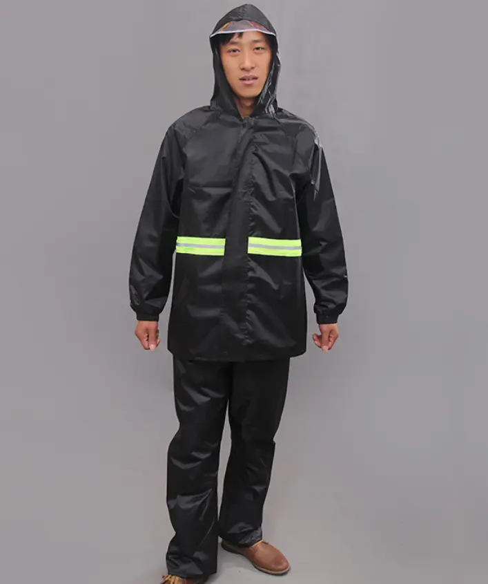 ชุดกันฝนพร้อมเทป Hi Vis มีโลโก้สีที่กำหนดเอง