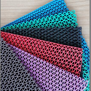 Vente en gros <span class=keywords><strong>Tapis</strong></span> d'entrée en PVC imperméable pour salle de bain/Rouleau de <span class=keywords><strong>tapis</strong></span> de sol creux en PVC <span class=keywords><strong>antidérapant</strong></span> pour extérieur - Product Image 2