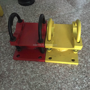 Staffa a pavimento per tubo pompa calcestruzzo Forged <span class=keywords><strong>Putzmeister</strong></span> con bulloni a U, misura 4"-5" - Product Image 1