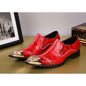 Zapatos de vestir de estilo coreano para <span class=keywords><strong>hombre</strong></span>, mocasines de cuero rojo con punta puntiaguda de Metal, NA046 - Product Image 1