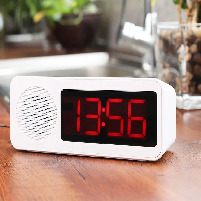 Factory Direct Supply OEM/ODM FM Radio Alarm Digital LED Clock, Radio Controlled Clock, Self-adjusting Time