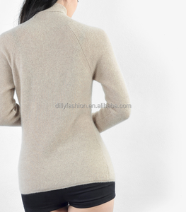 Maglione da Donna a Collo Alto con Maniche <span class=keywords><strong>Raglan</strong></span> e Motivo Liscio - Product Image 3