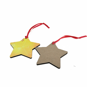 Decorazione natalizia con stella in legno a sublimazione con foto personalizzata - Product Image 3