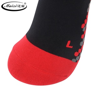 Chaussettes de compression personnalisées pour la randonnée athlétique et sportive Hommes Femmes OEM Basketball China Factory Coolmax Stretchable - Product Image 5