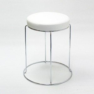 Taburete pequeño de acrílico con forma cuadrada moderna - Product Image 6