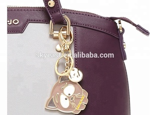 Nuevos llaveros de metal esmaltado de alto brillo de moda Etiquetas de llavero con estilo - Product Image 5