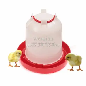 Animal farm apparatuur kip feeders en drinkers met plastic handvat op verkoop